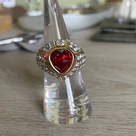 • Gold Plated Heart Ring • - Picture 12 of 14